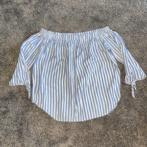Old Navy Off the Shoulder top with three quarter sleeves